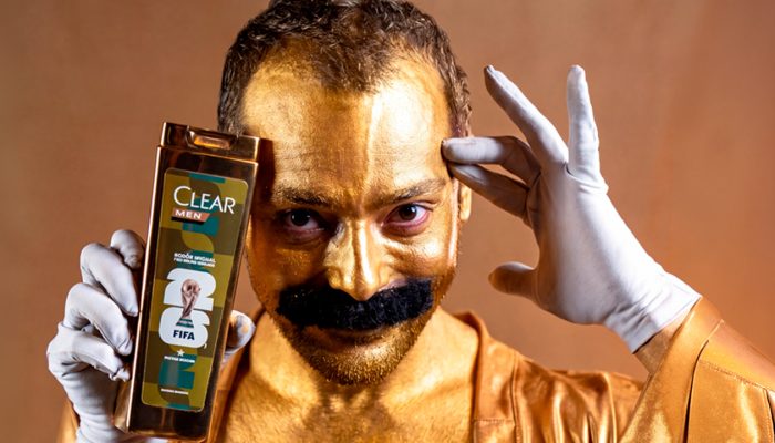 Clear-resgata-personagem-de-Eduardo-Sterblitch-e-aposta-em-hack-dourado-em-campanha-para-a-Copa-do-M.jpeg