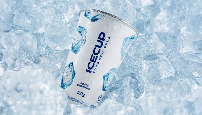 Ice-Cup-retorna-ao-mercado-com-copo-que-ja-vem-com-gelo-pronto.jpg
