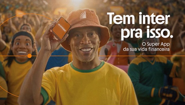Inter-escala-Ronaldinho-Gaucho-em-campanha-Role-Aleatorio-para-destacar-conta-global.jpg